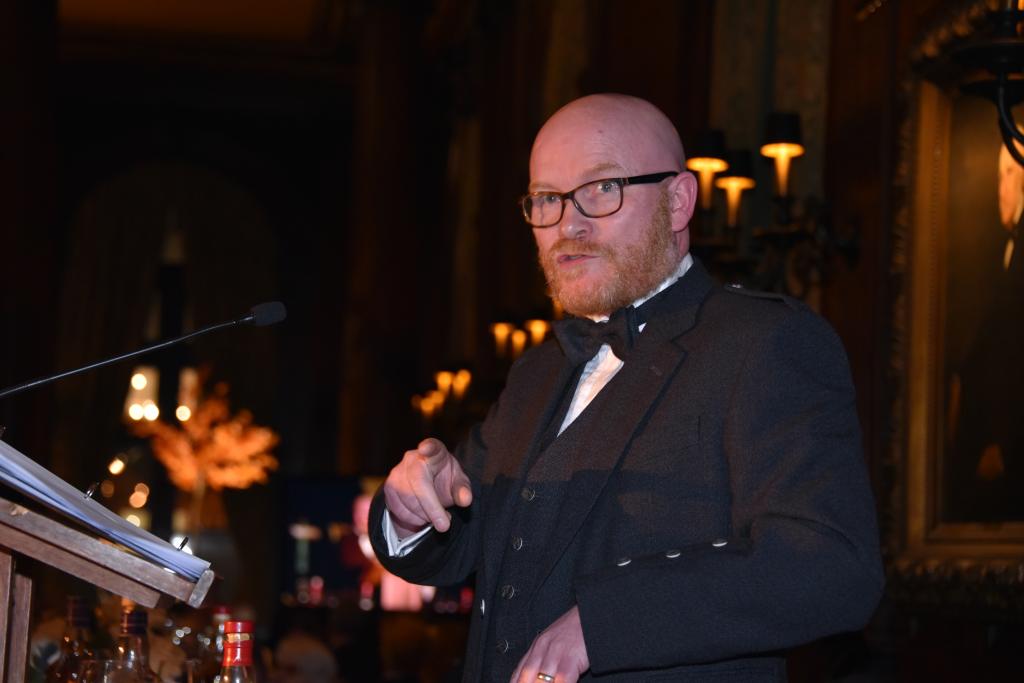 Gary Maclean awarded Saint Andrew's Society Banquet Mark Twain Award (image courtesy of Nuala Purcell)